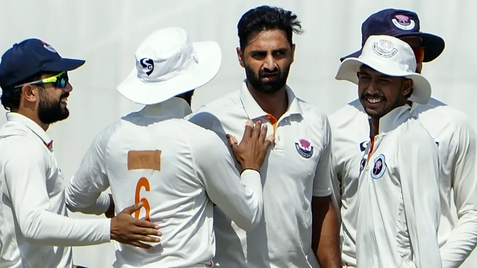 Padikkal’s Two Stops No Match: Poor Light, Bad Decisions, and 777 Slots Real Money India